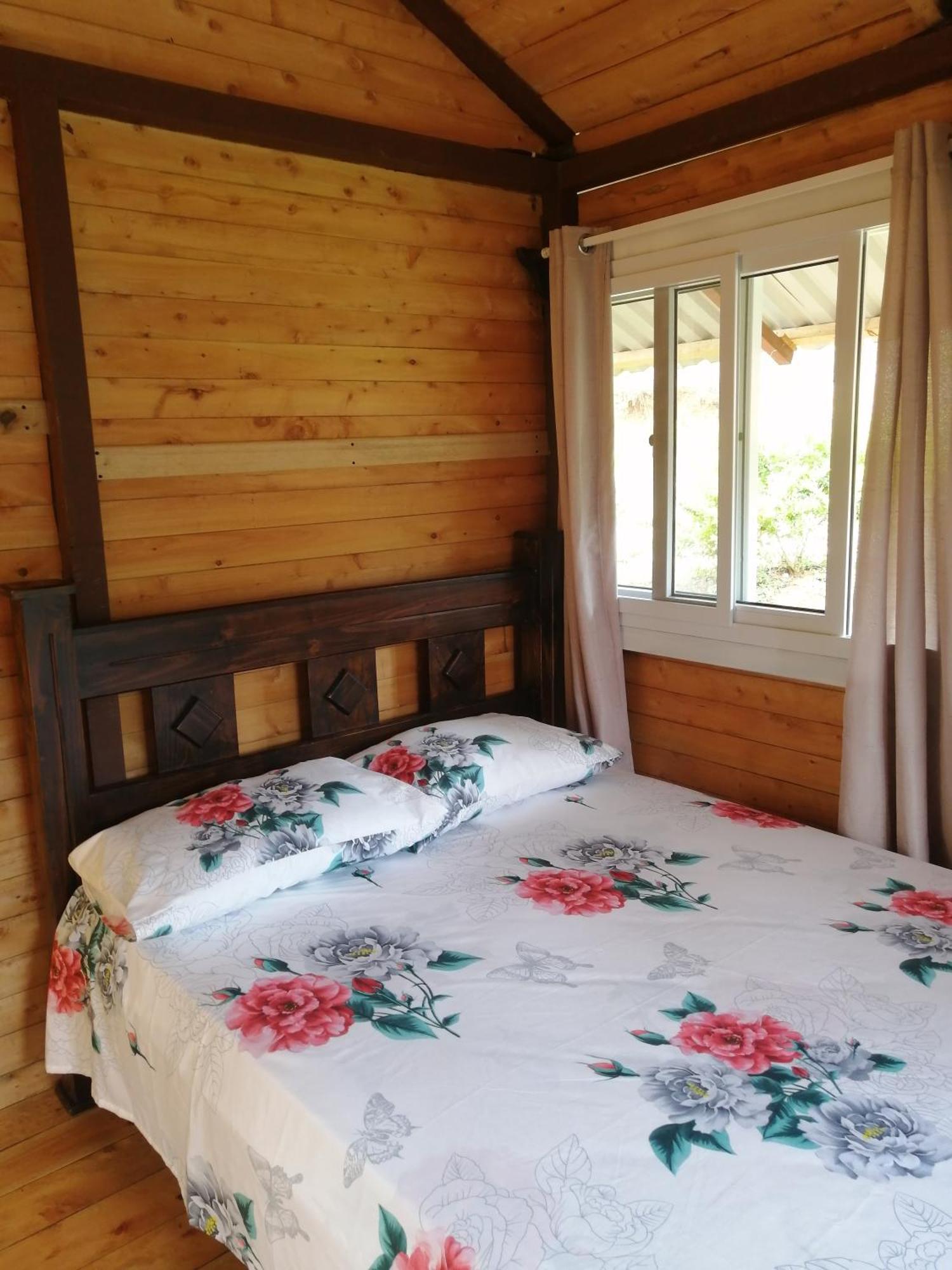 Mario'S Lodge Providencia Copey Buitenkant foto